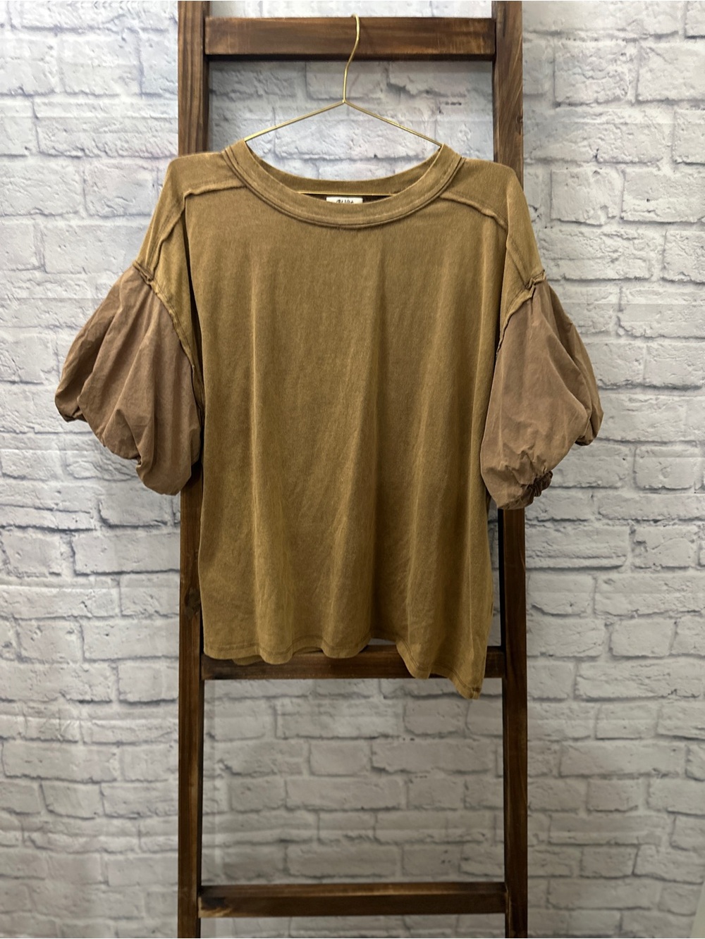 BUCKETLIST Puff Sleeve Crewneck Top in Tan